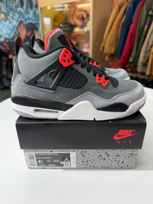 New Infrared Jordan 4