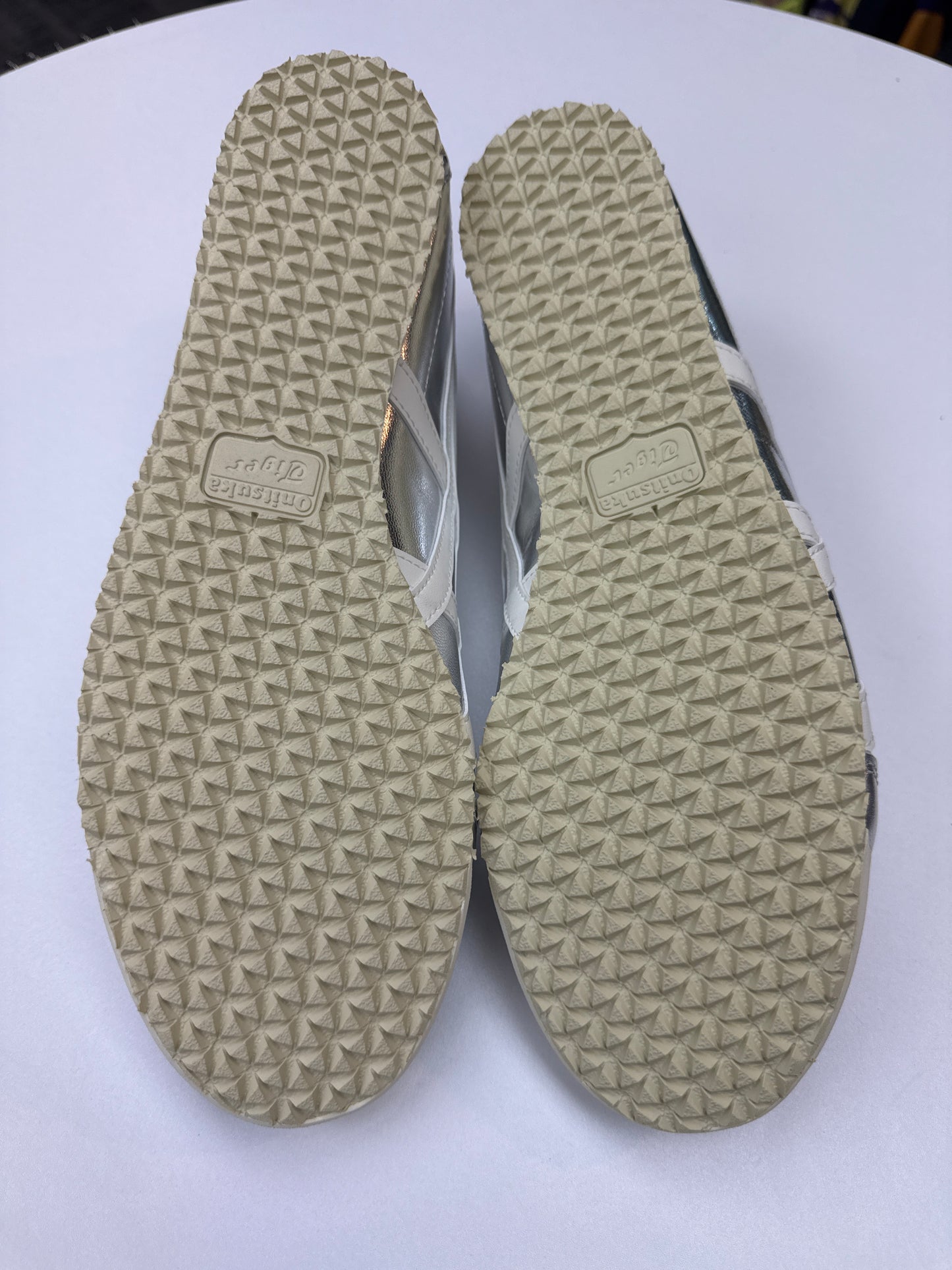 New Onitsuka Tiger Mexico 66 Silver Off-White