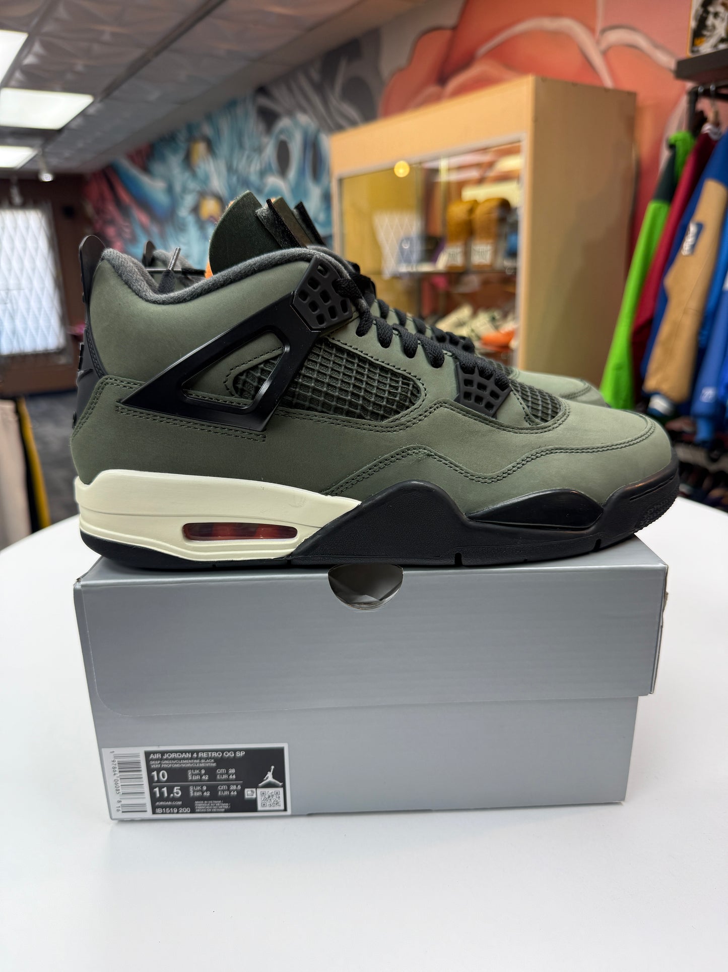 New Undefeated Jordan 4(2025)