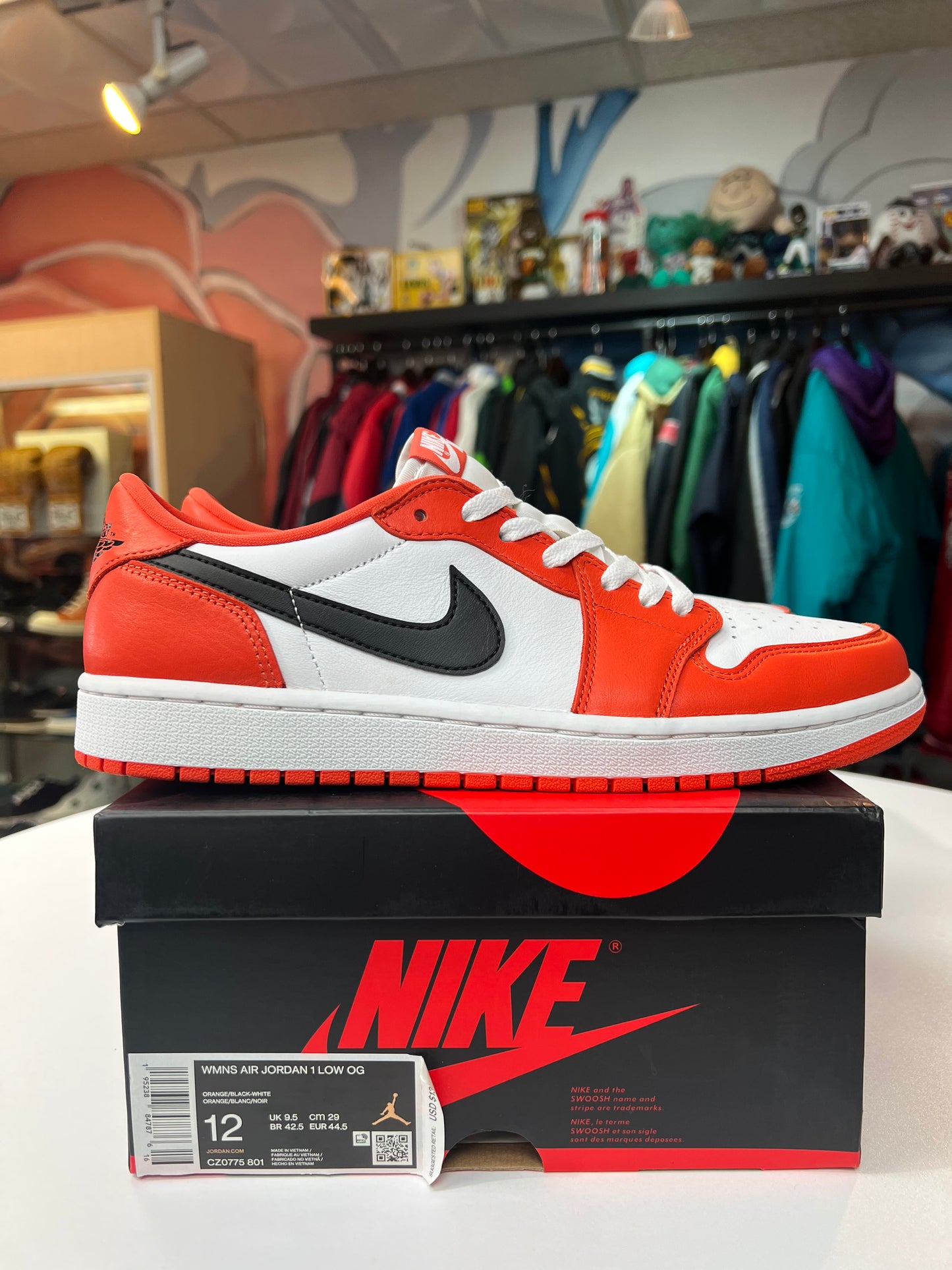 Preowned Jordan 1 Low OG Starfish