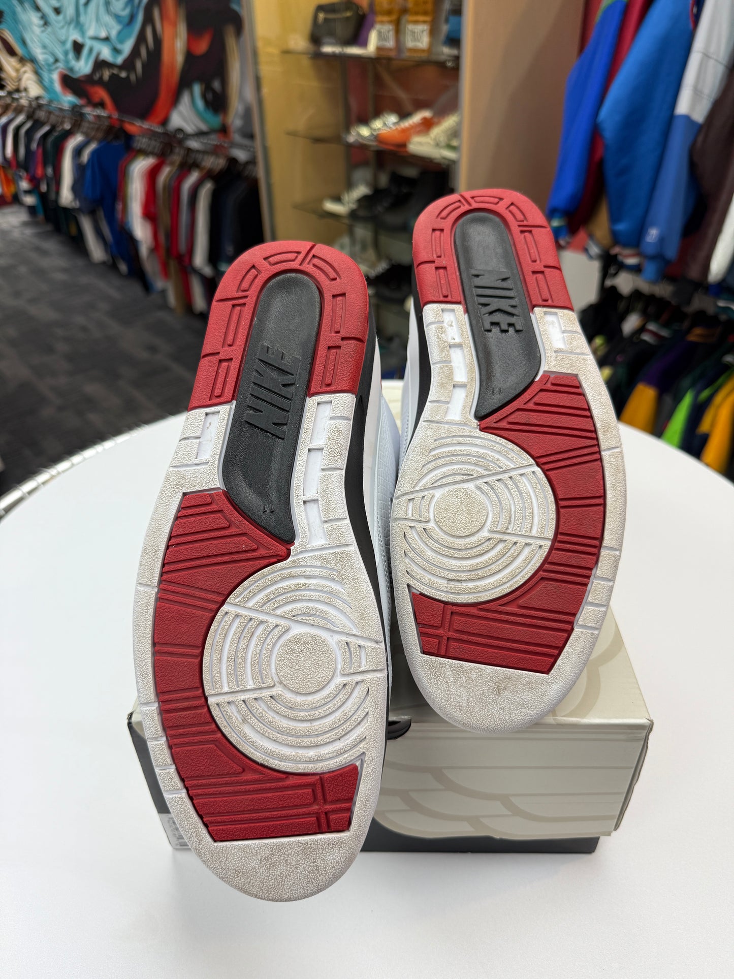 Preowned Jordan 2 Chicago