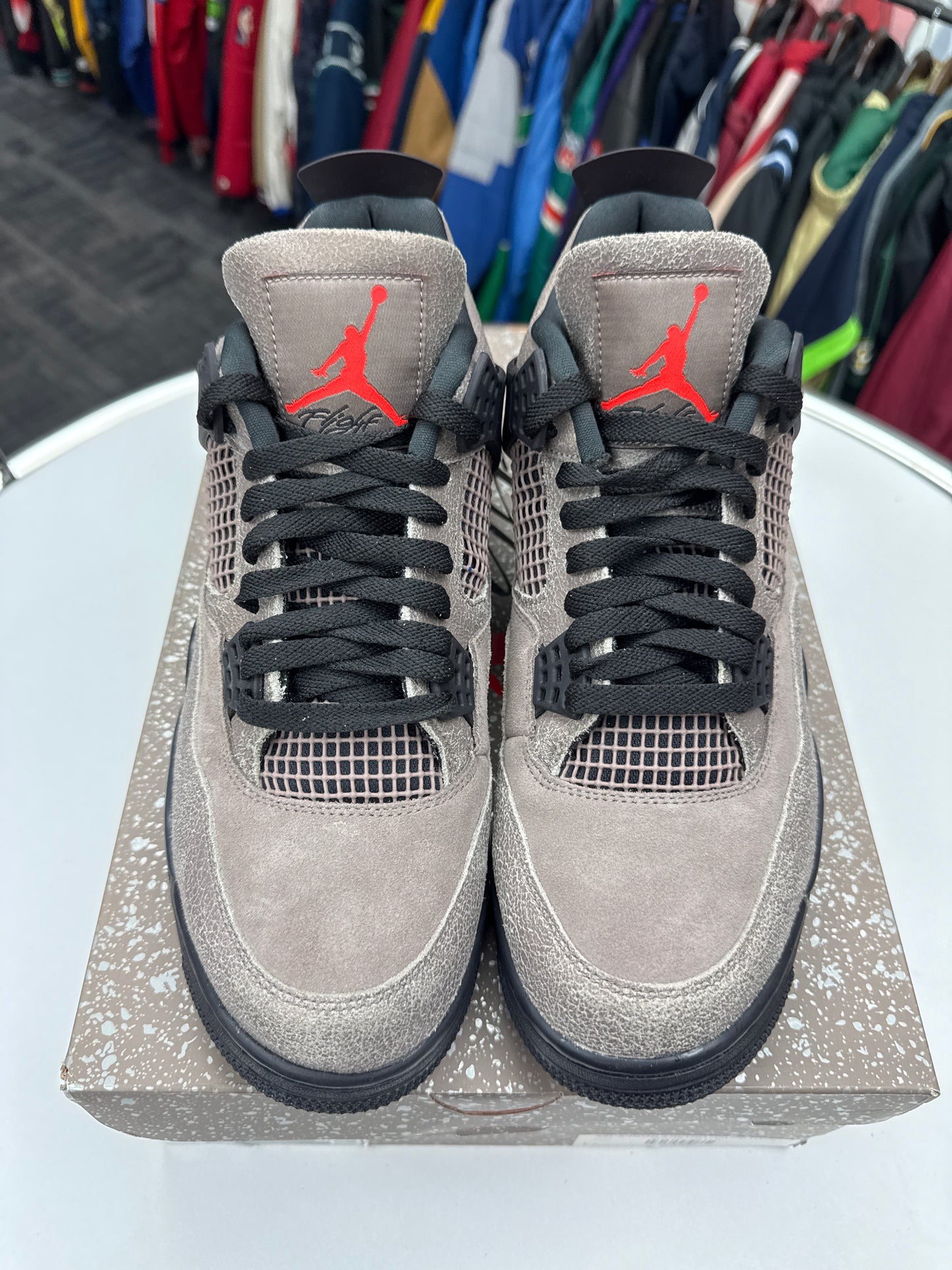 Preowned Jordan 4 Taupe Haze