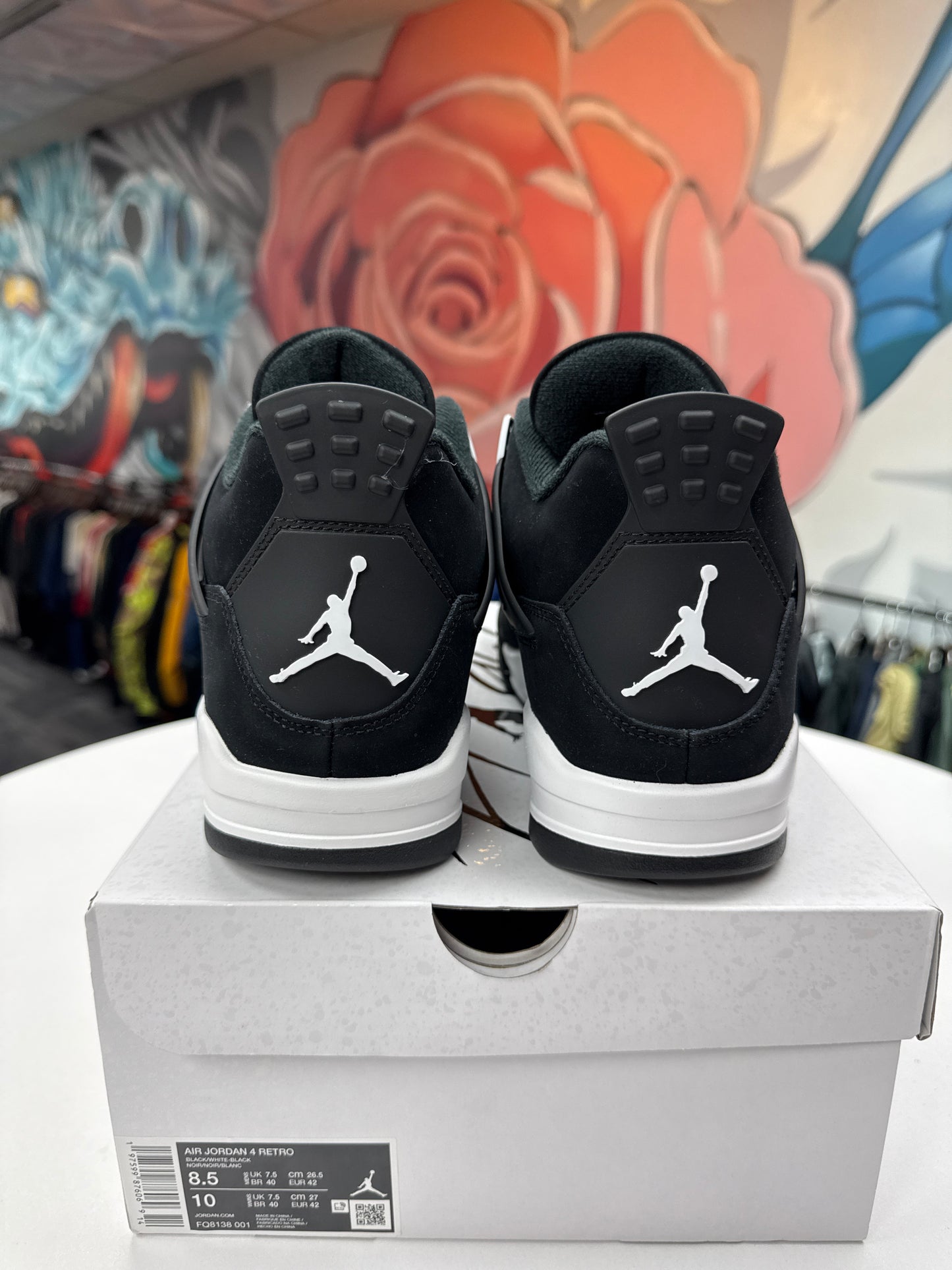 New Jordan 4 White Thunder