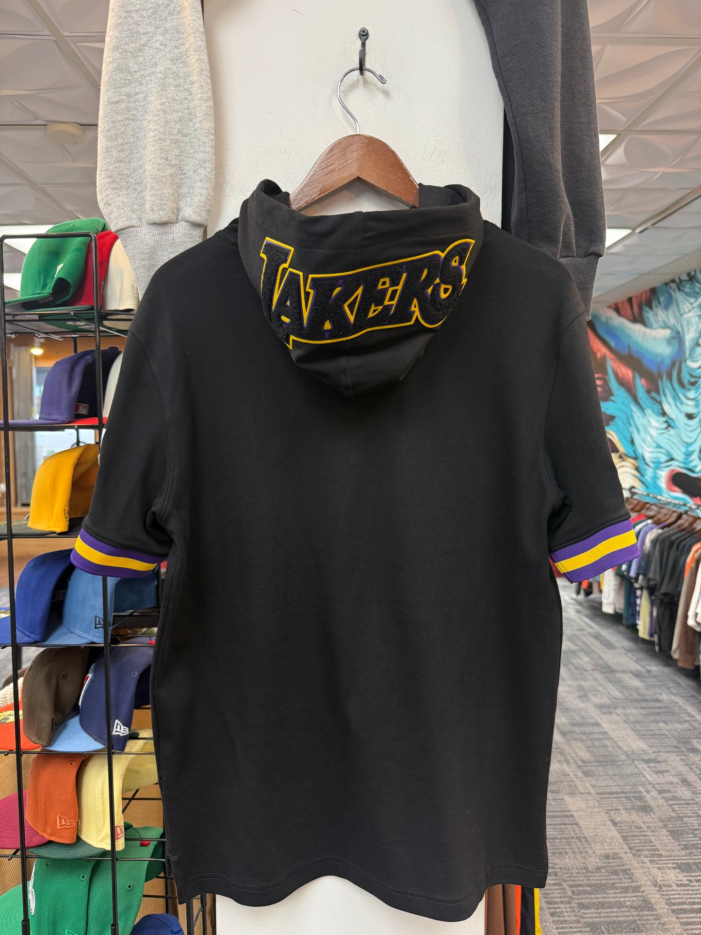 Lakers LeBron Short Sleeve Hoodie