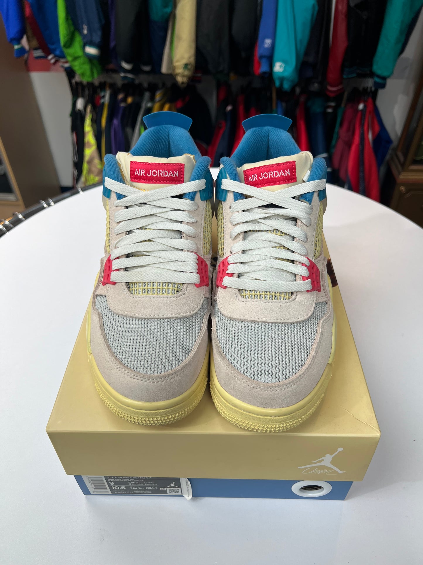 Preowned Jordan 4 Retro Union Guava Ice