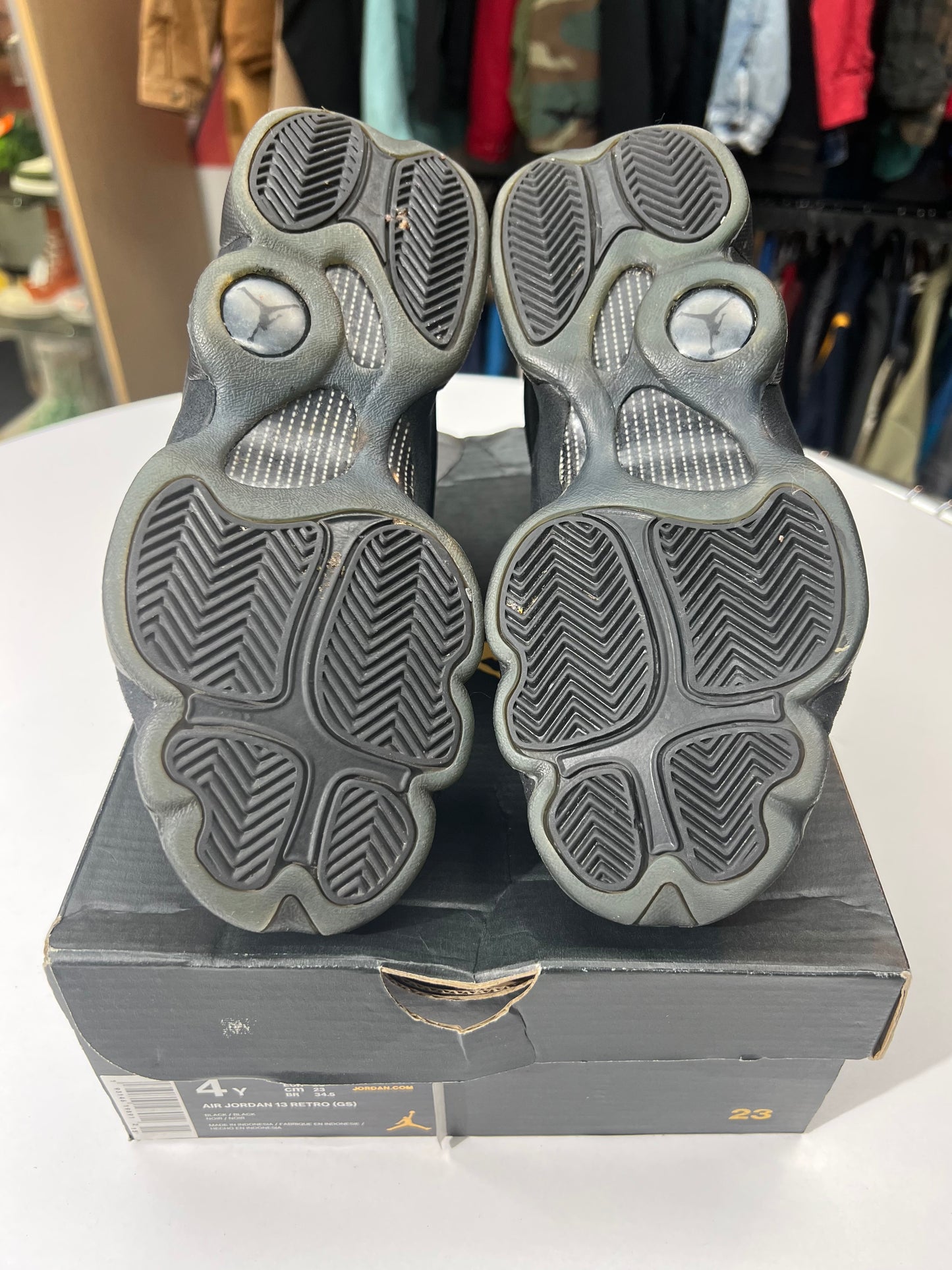 Preowned Jordan 13 Cap and Gown