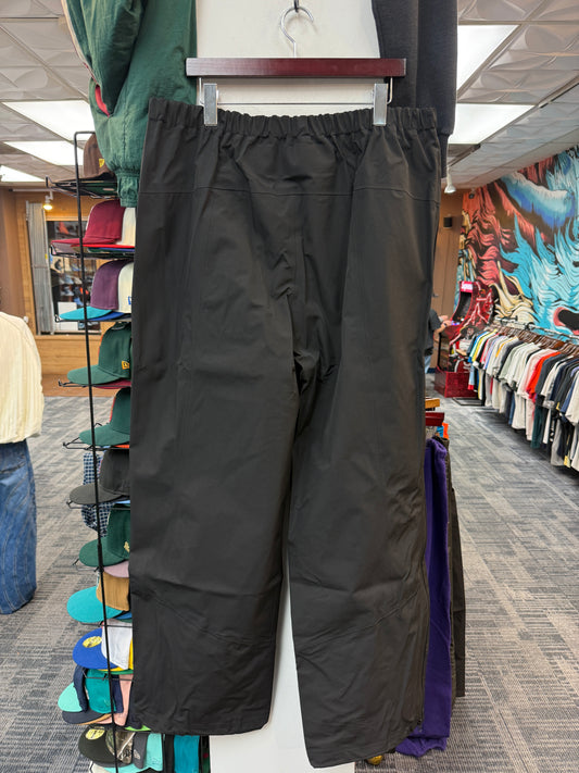New GV Rasperry Hills Casa Migos Rain Pants