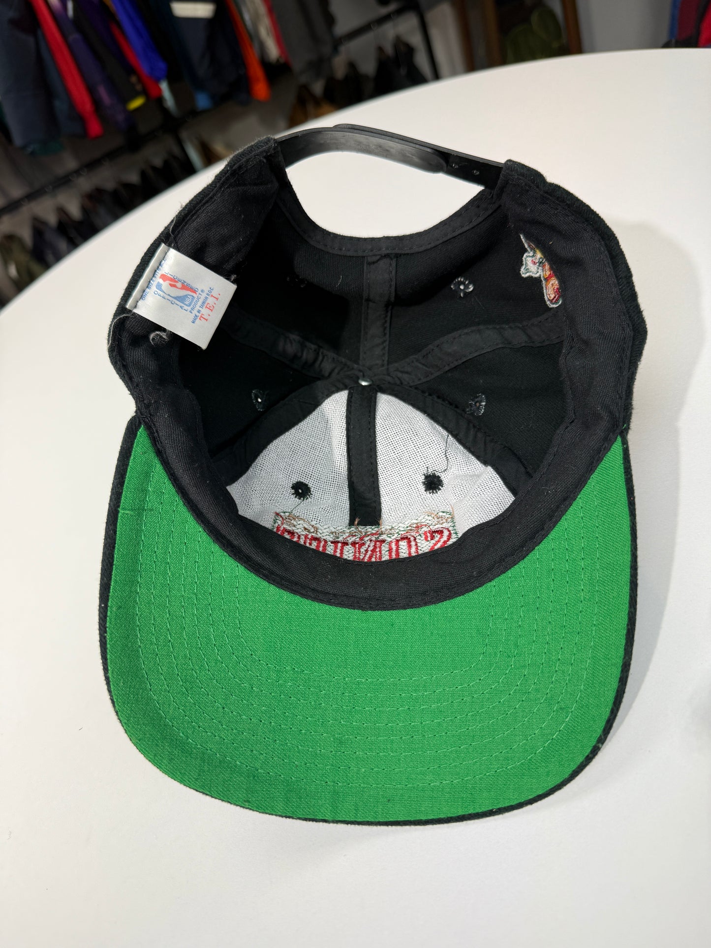 Vintage Sonics Embossed Embroidery Snap