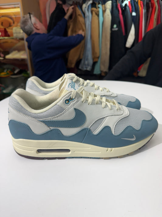 Preowned Patta Waves Aqua Air Max 1