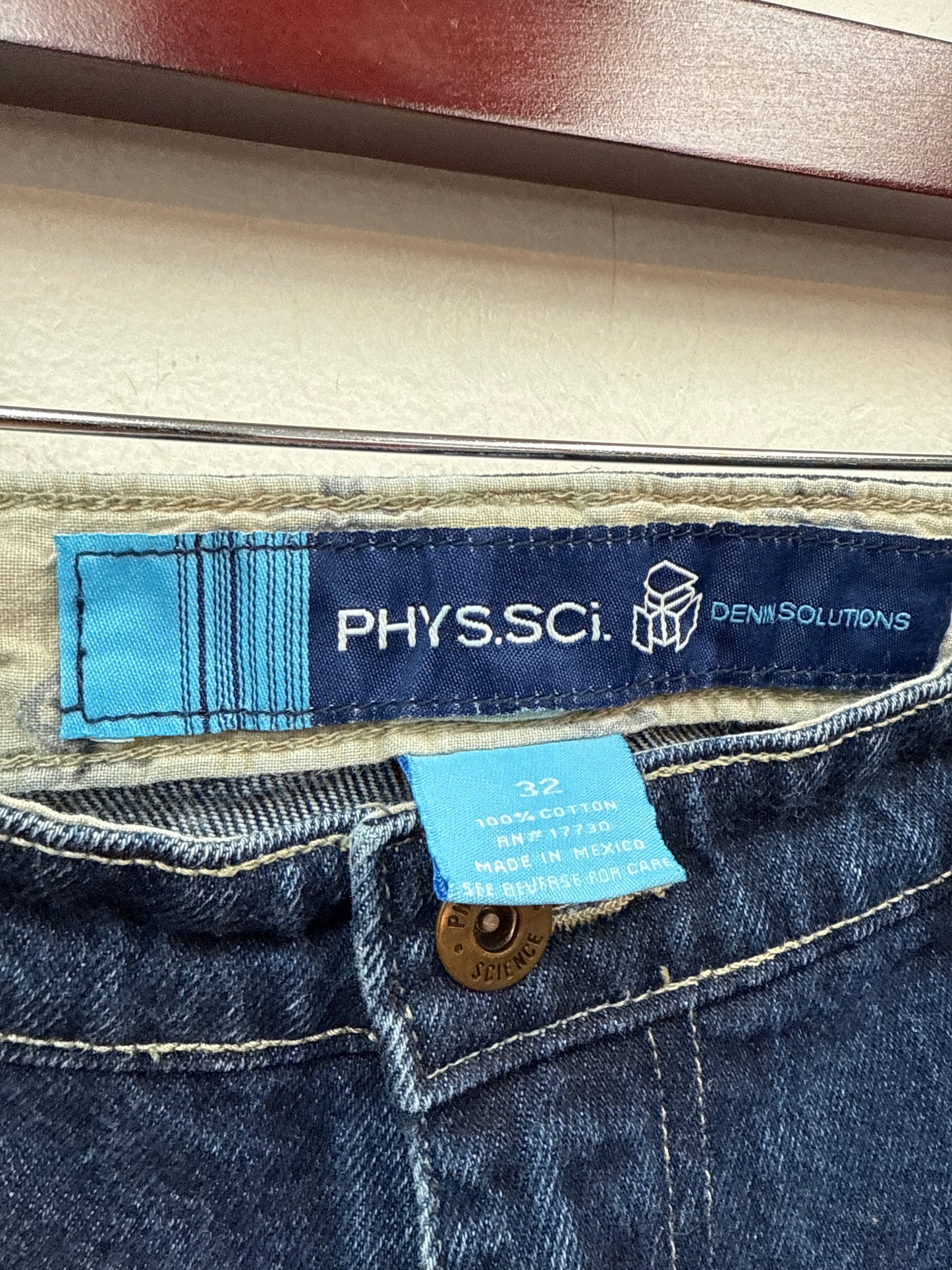 Vintage Phys.sci Cargo Jorts