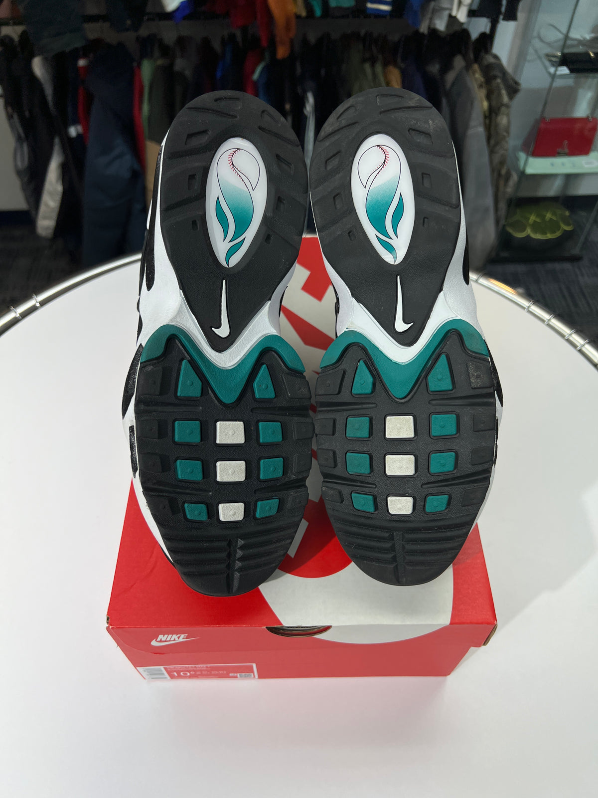 Preowned Nike Air Griffey Max 1 Freshwater