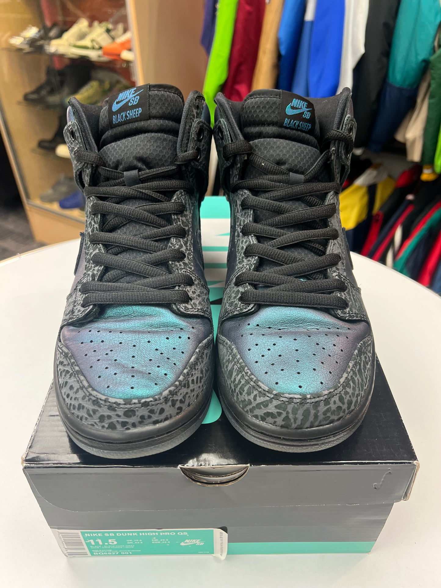 Preowned Nike SB Dunk High Black Sheep Hornet