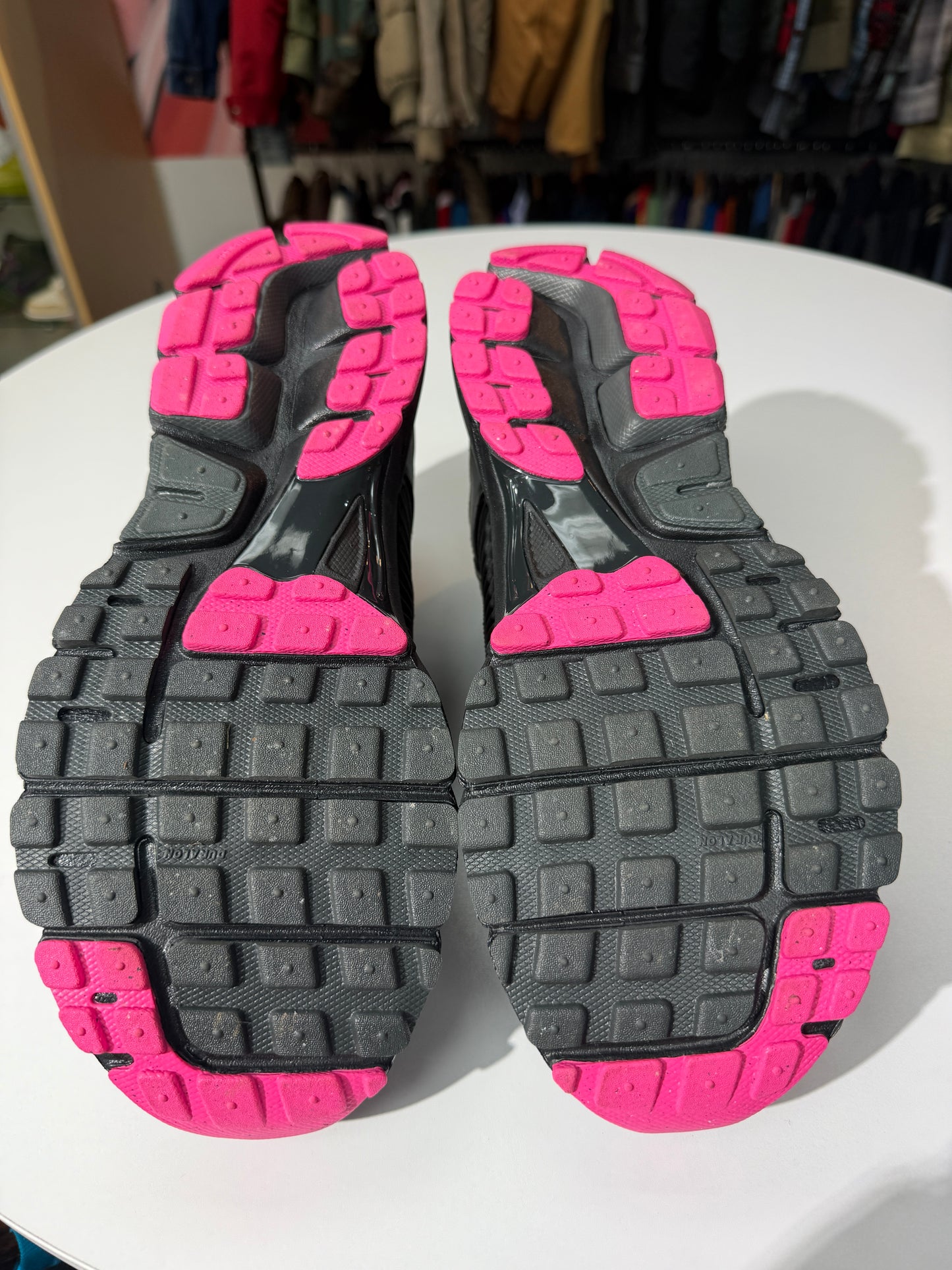 Preowned Pink Blast Nike Zoom Vomero 5