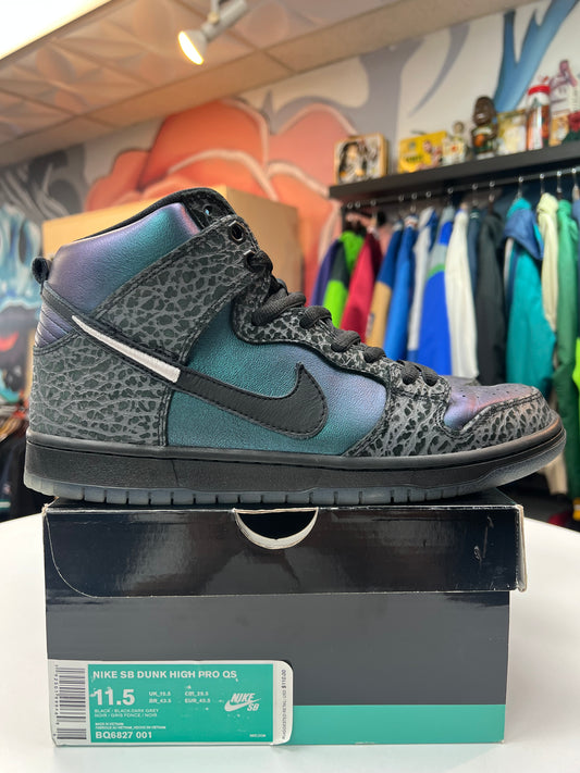 Preowned Nike SB Dunk High Black Sheep Hornet