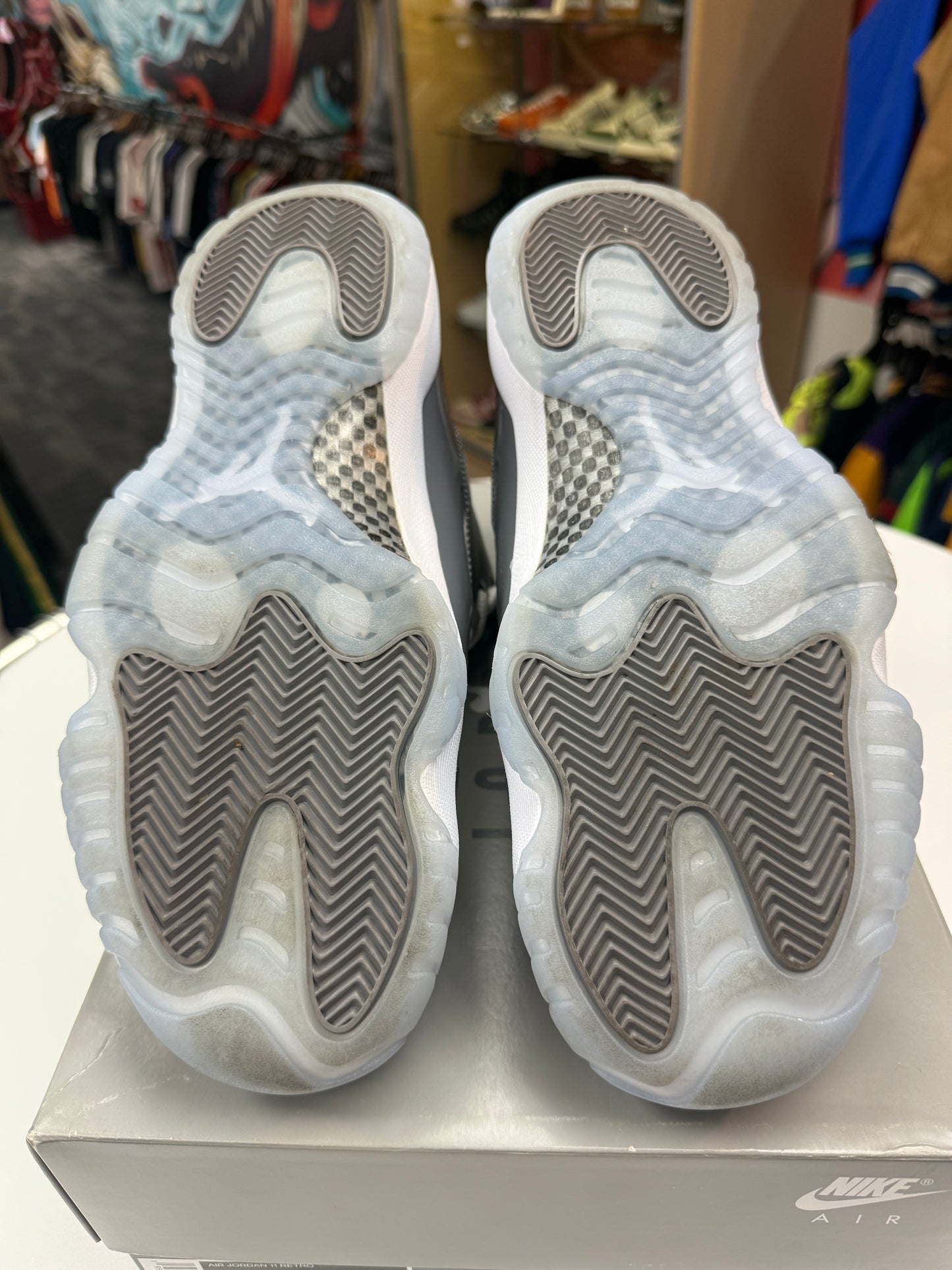 Preowned Cool Grey Jordan 11