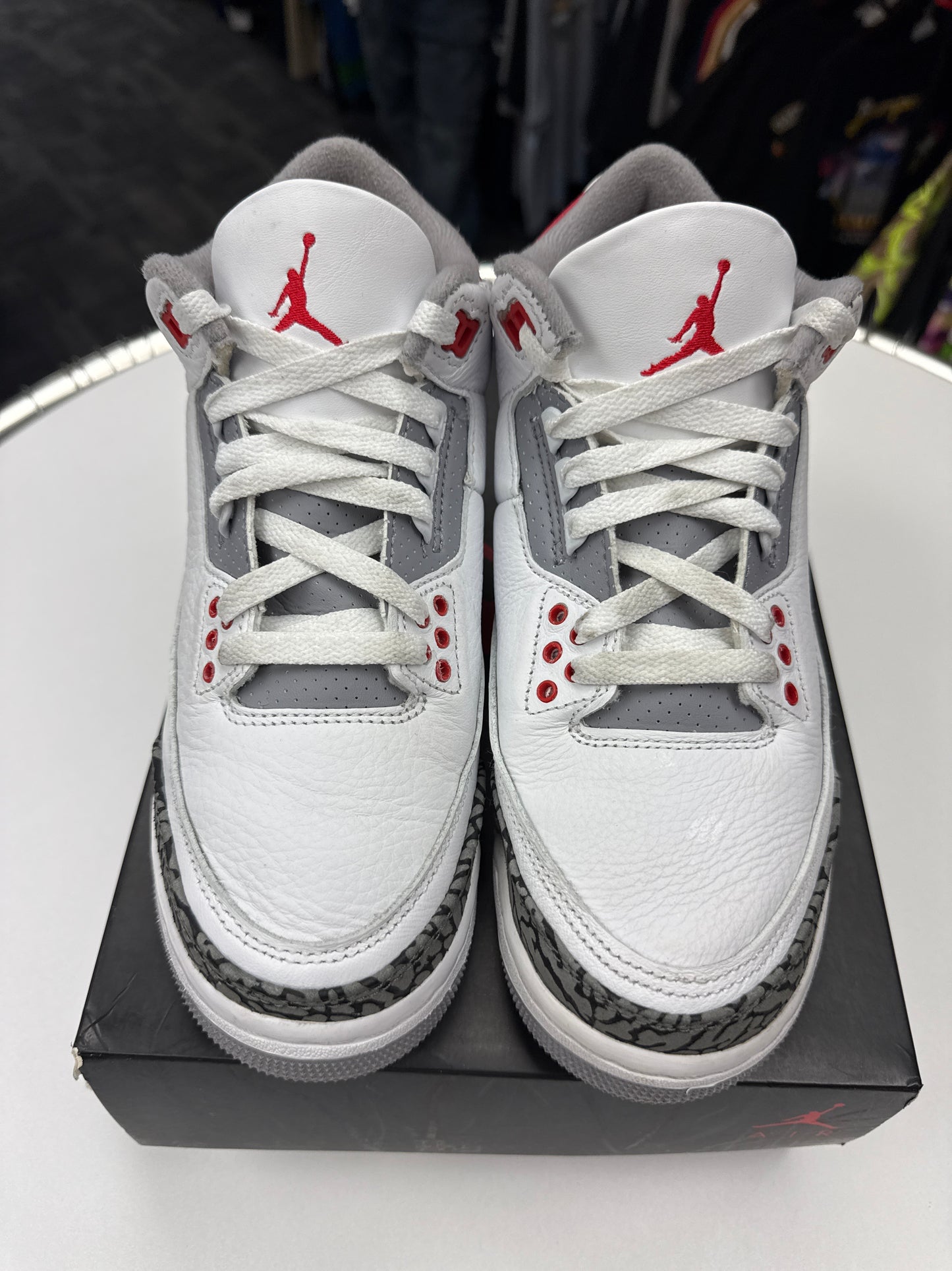 Preowned Jordan 3 Fire Red (2022)