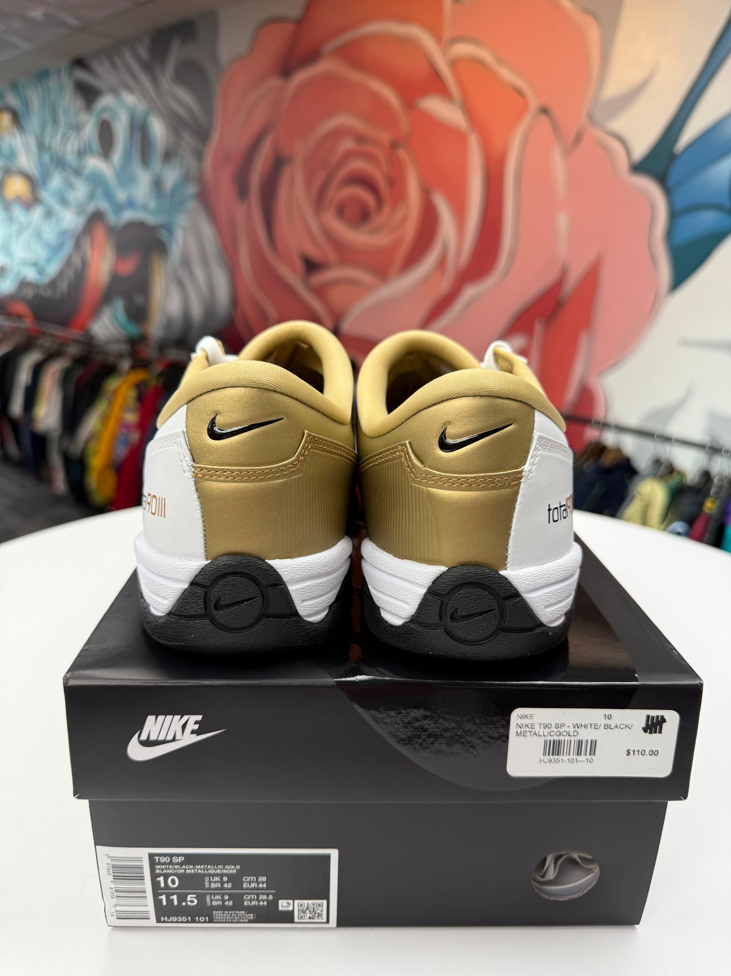 New Nike Total 90 3 SP White Metallic Gold