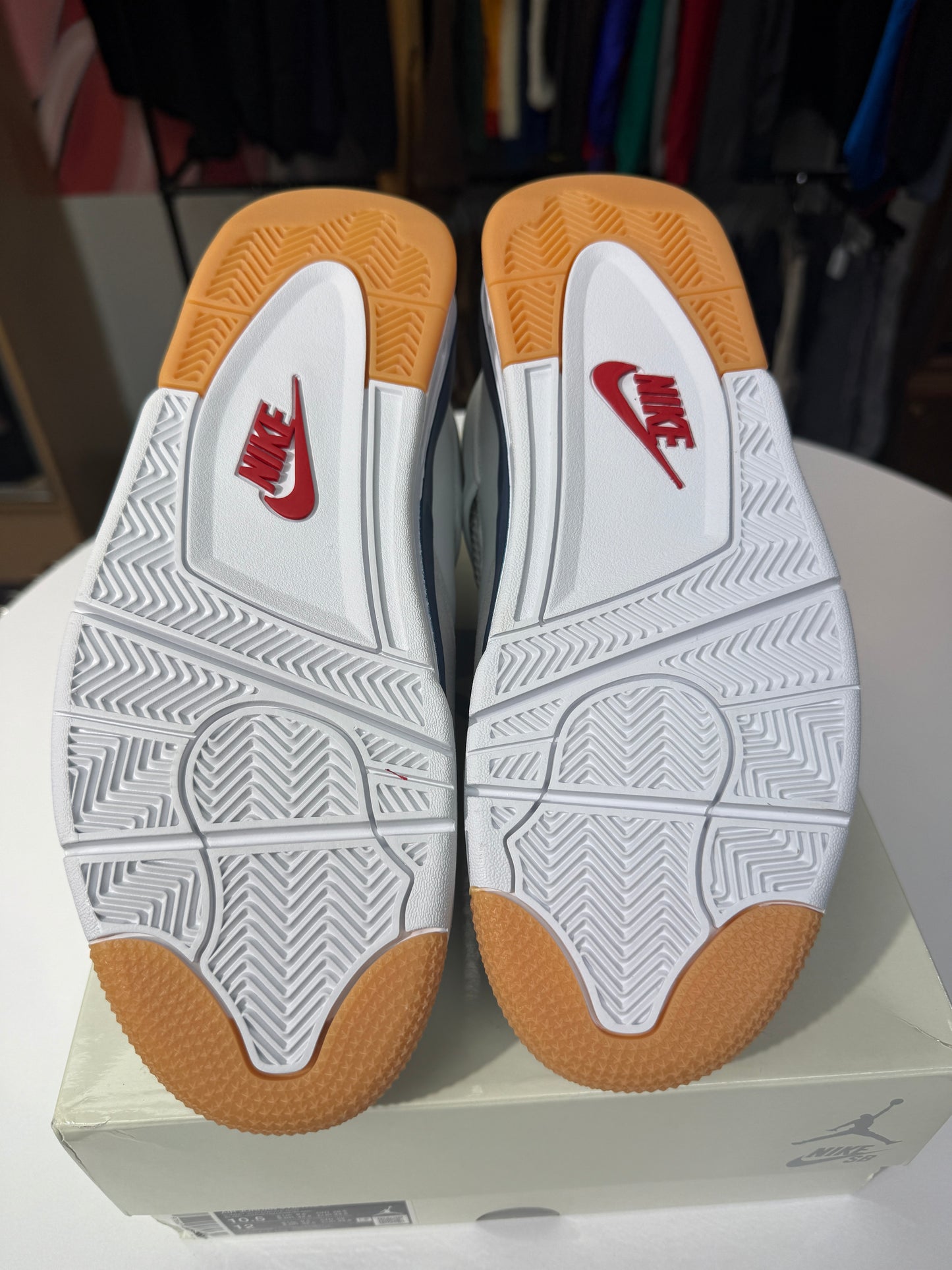 New Navy SB Jordan 4