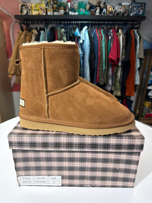 New GV Raspberry Hills Berry Boots Chestnut