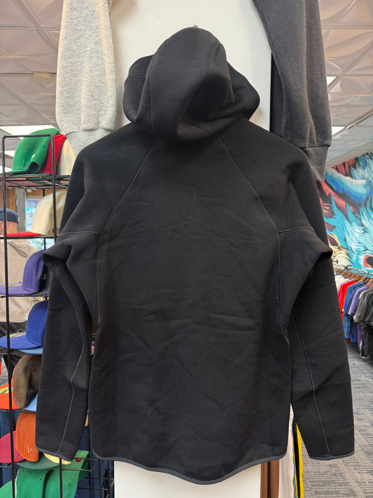 New Arc’teryx Womans Kynaite Hoody