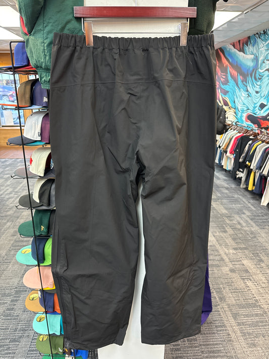 New GV Raspberry Hills Casamigos Rain Pants