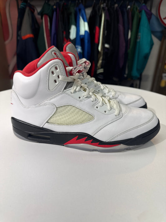 Preowned Jordan 5 Fire Red Silver Tongue (2020)