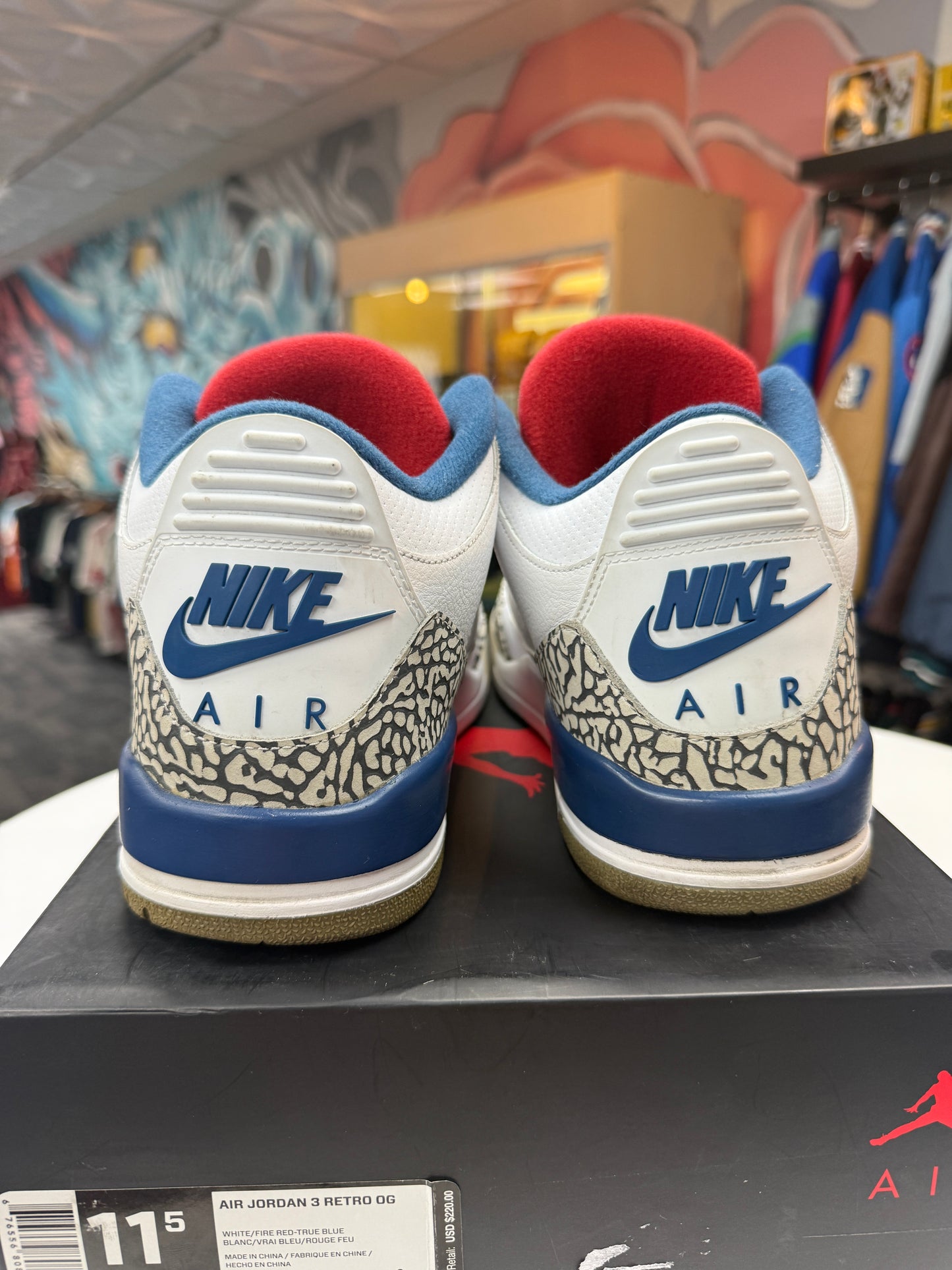 Preowned True Blue Jordan 3