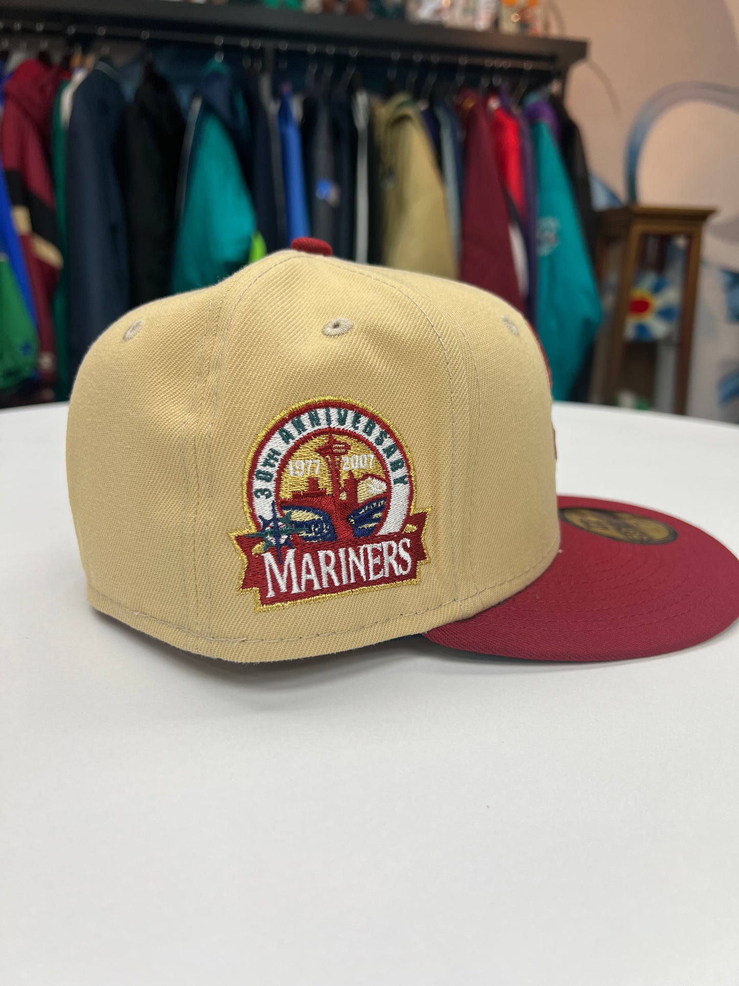 Mariners Burgundy/Brown 39th Anni Fitted