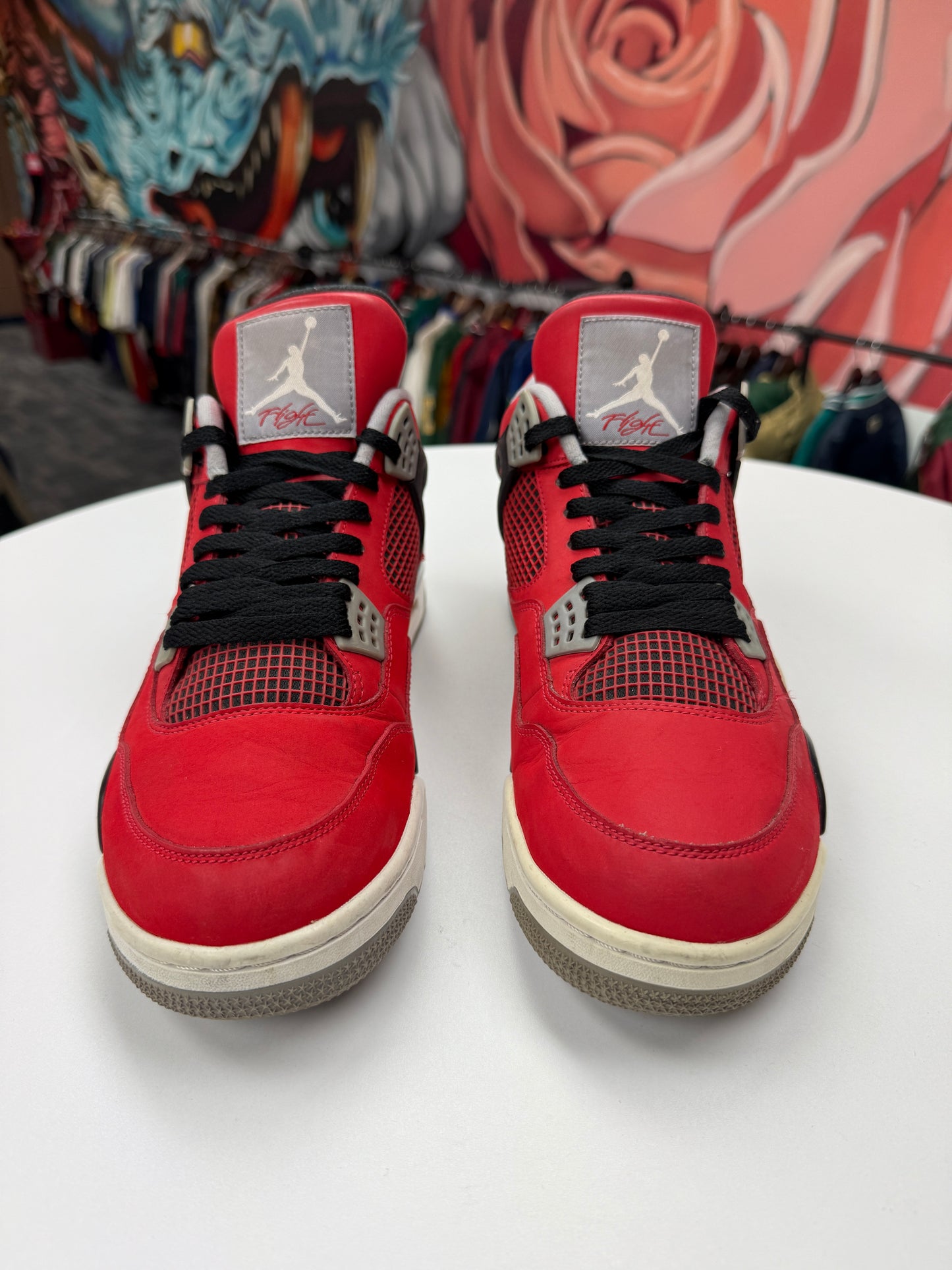 Preowned Toro Bravo Jordan 4