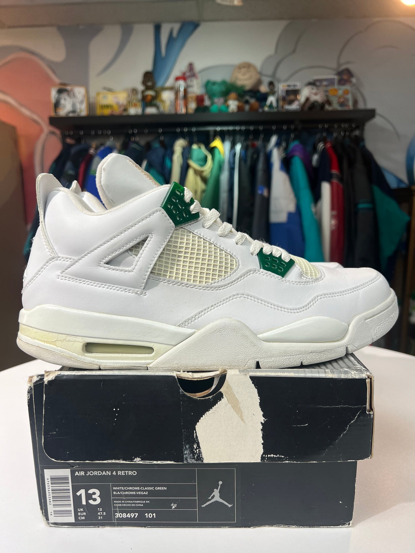 Preowned Jordan 4 Classic Green (2004)