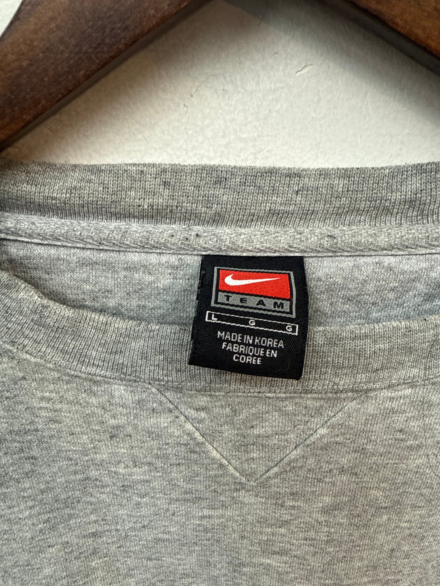 Vintage Nike U Of W Crewneck