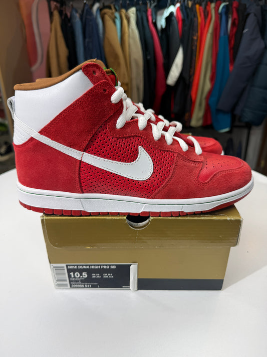 Preowned Big Gulp Nike SB Dunk High