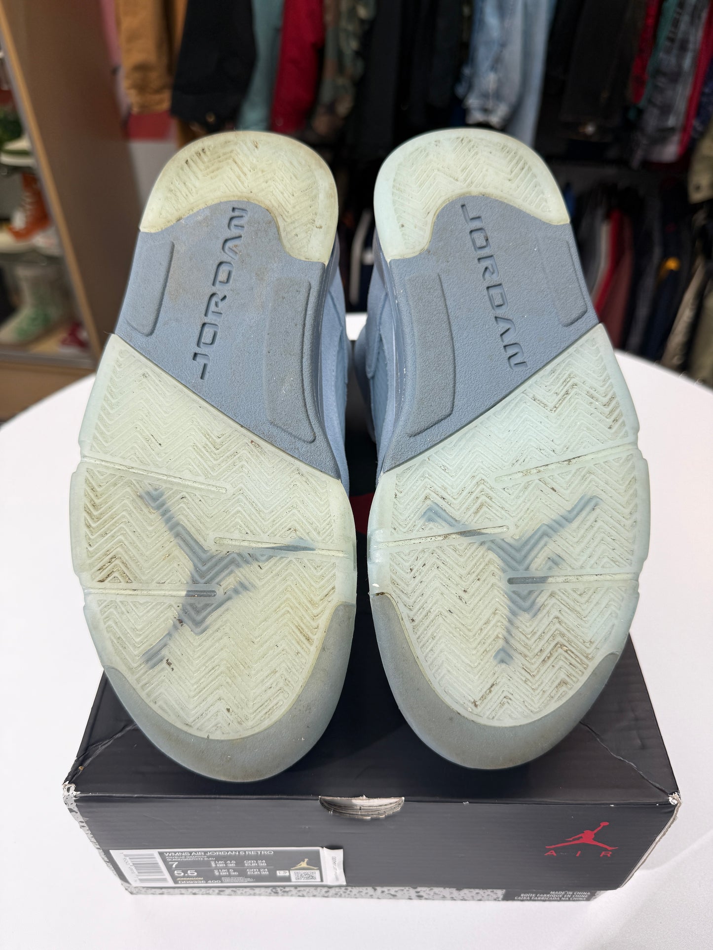 Preowned Bluebird Jordan 5