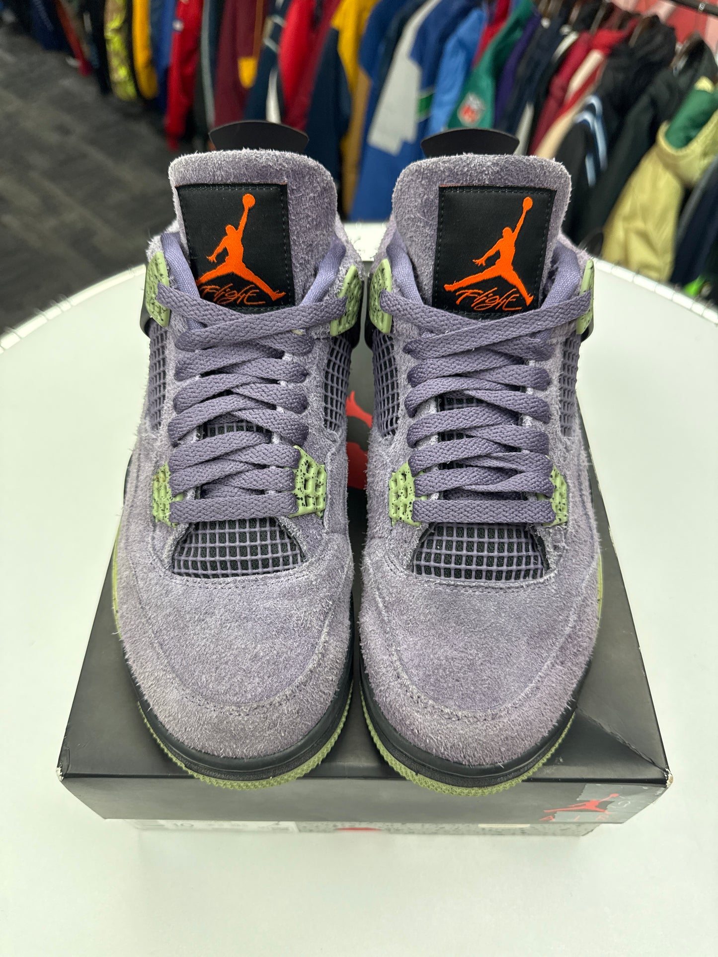 Preowned Jordan 4 Canyon Purple