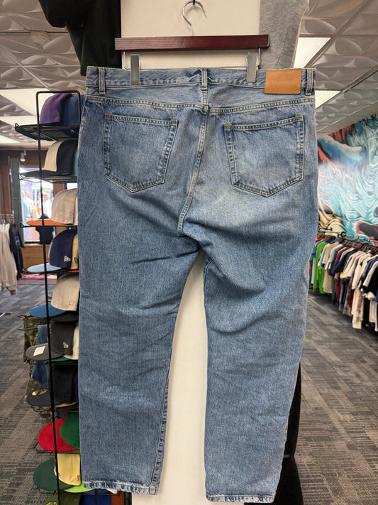 Corridor Blue Jeans