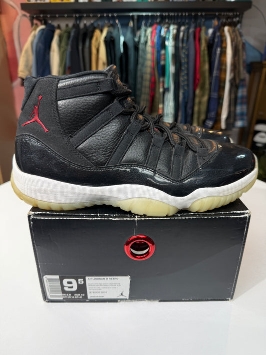 Preowned 72-10 Jordan 11