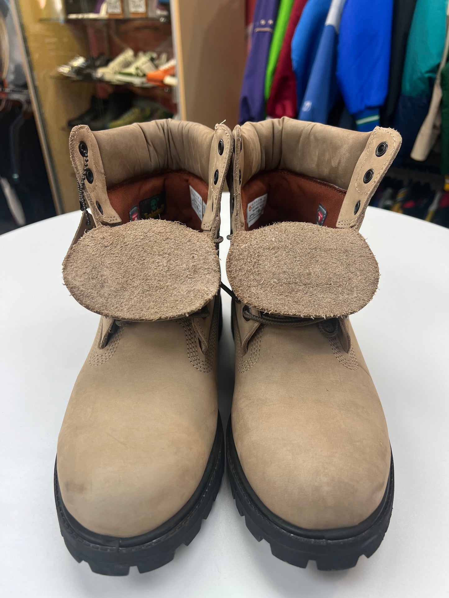 Preowned Timberland 6” Beige Nubuck