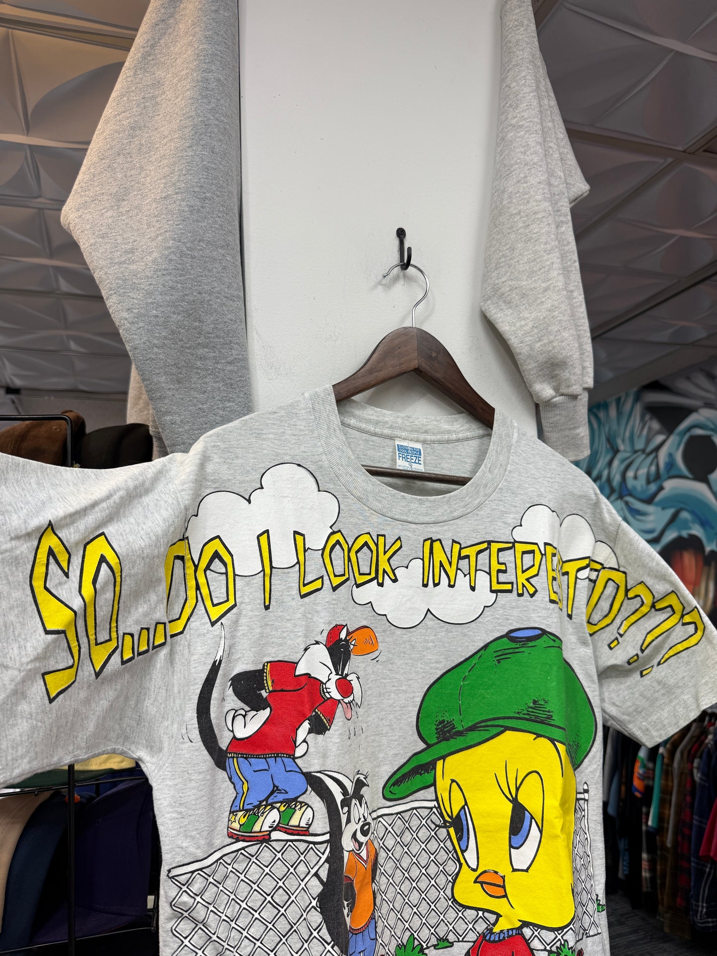 Vintage 90s Looney Tunes Freeze AOP Tee
