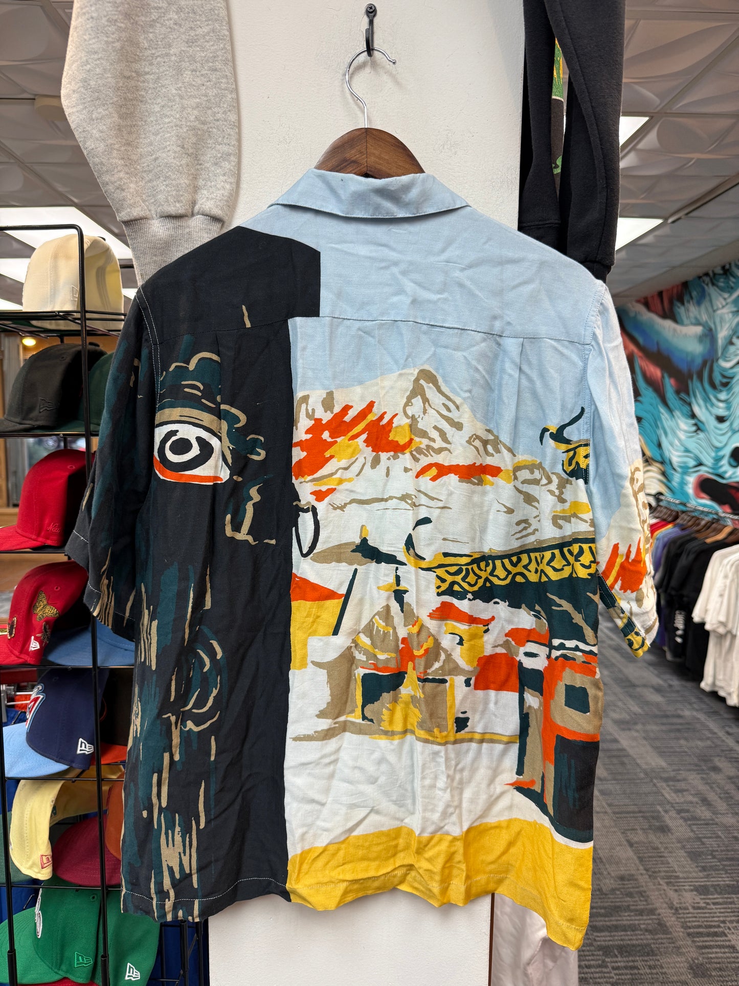 Abstract Art Button Up