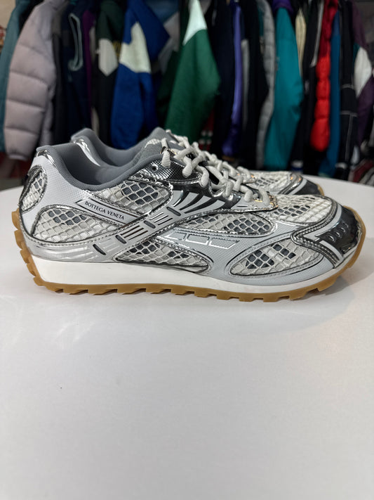 Preowned Bottega Veneta Orbit Sneaker Silver/White