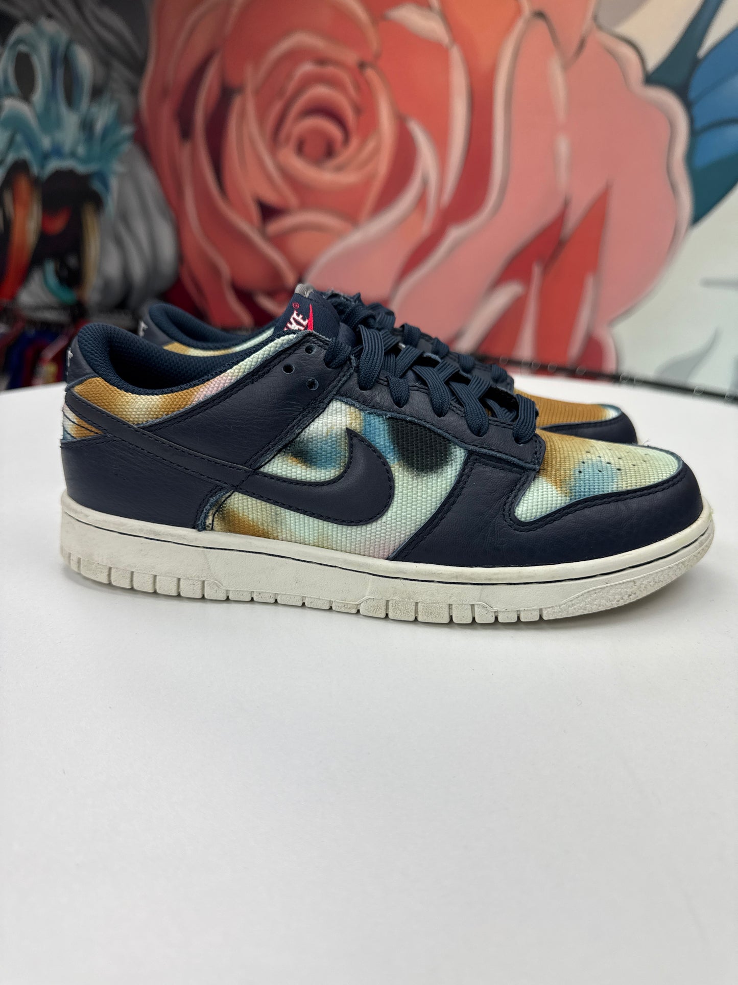 Preowned Dunk Low Graffiti Navy