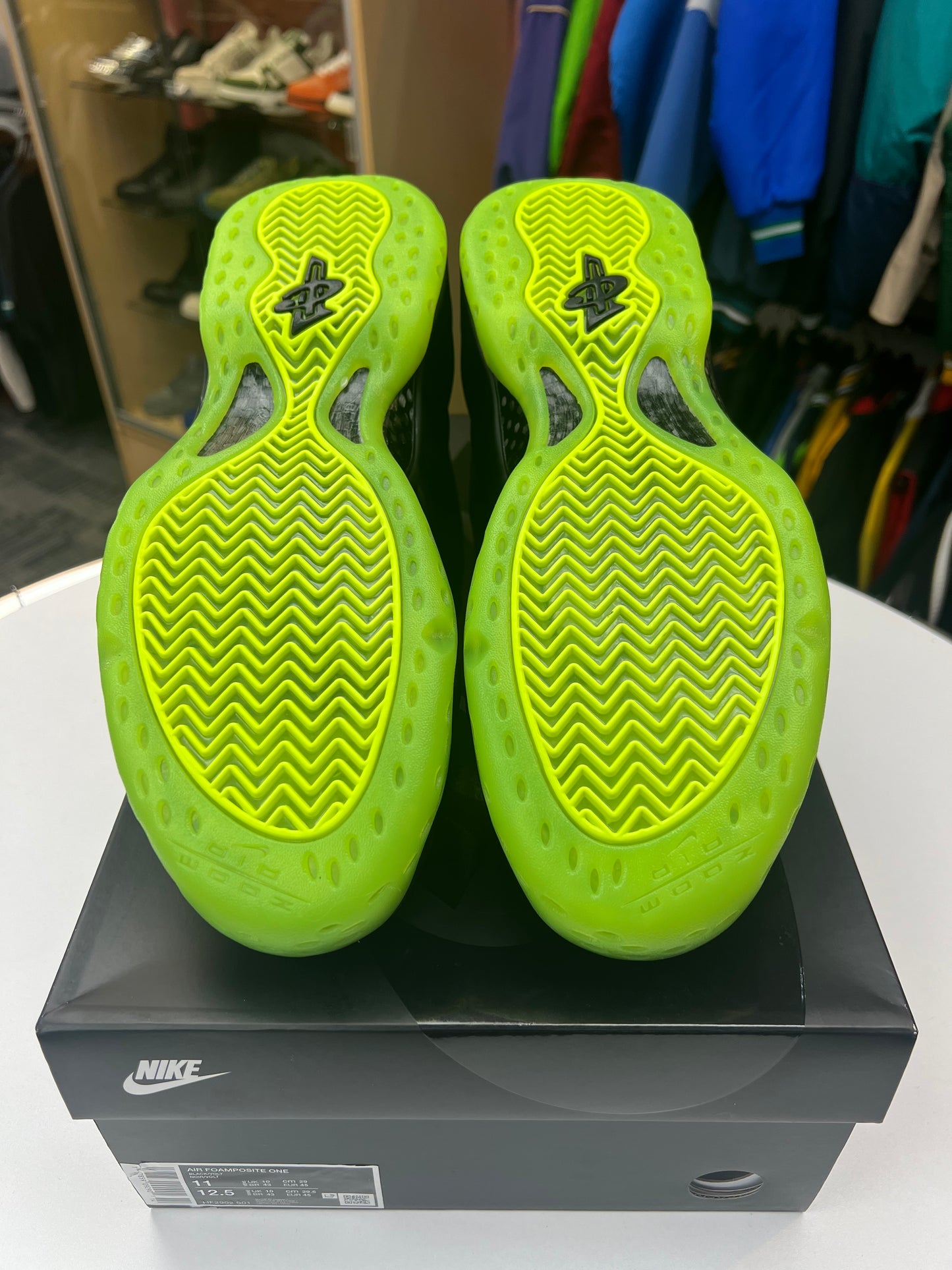 New Nike Air Foamposite One Black/Volt