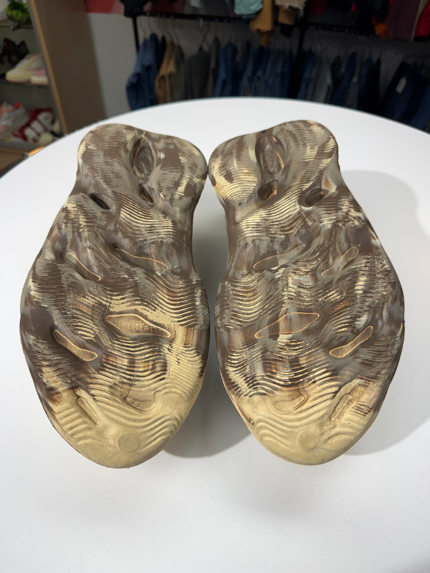 Preowned MX Cream Clay Adidas Yeezy Foam Rnnr