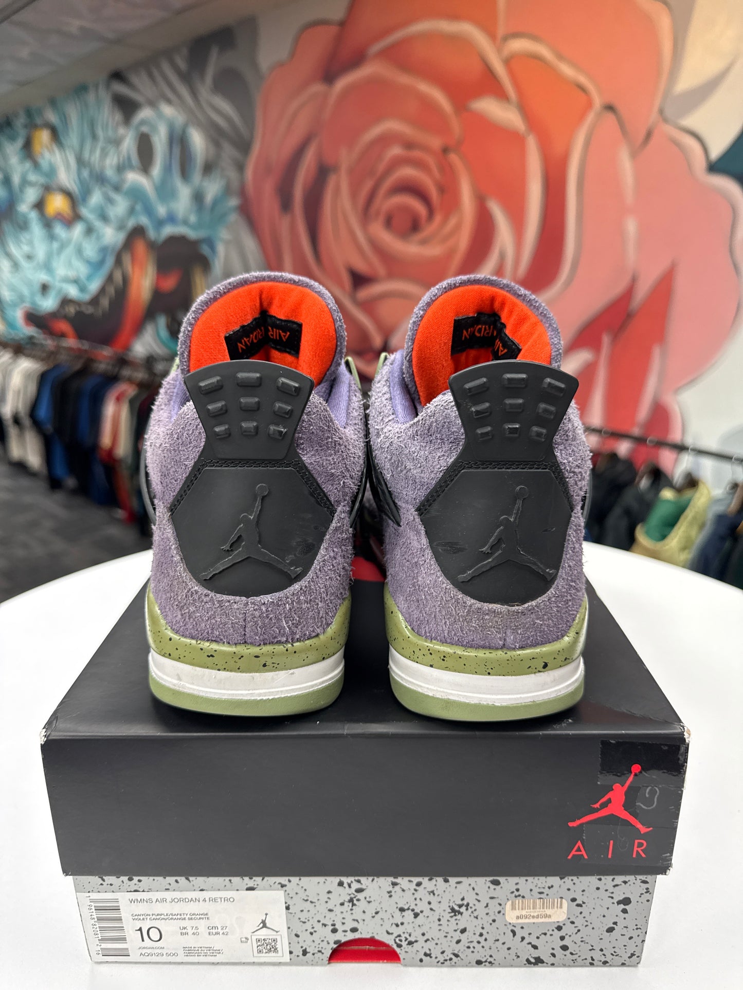 Preowned Jordan 4 Canyon Purple