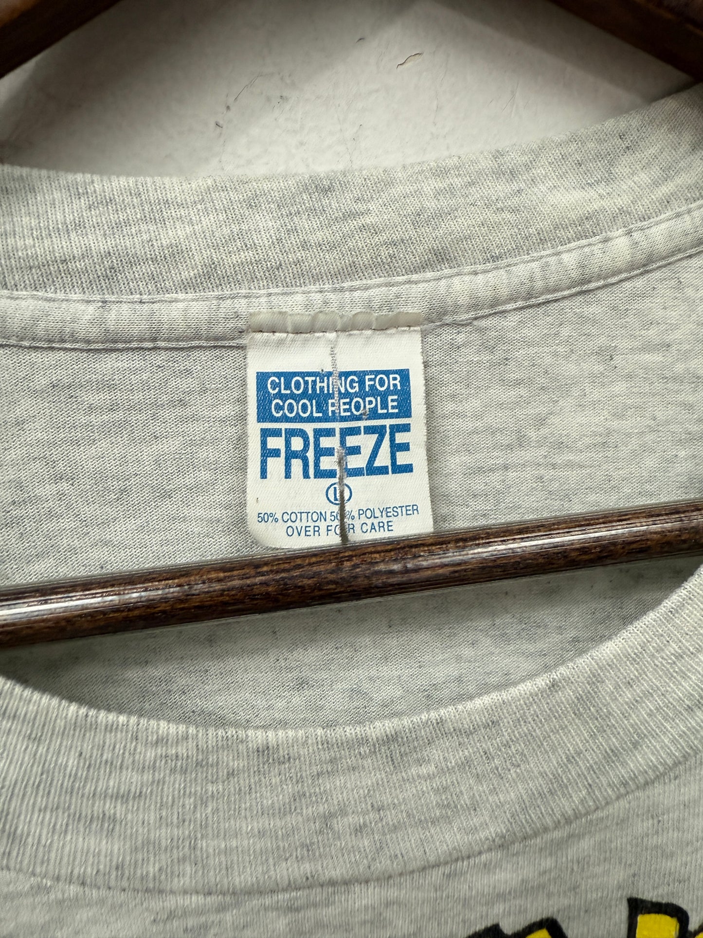 Vintage 90s Looney Tunes Freeze AOP Tee