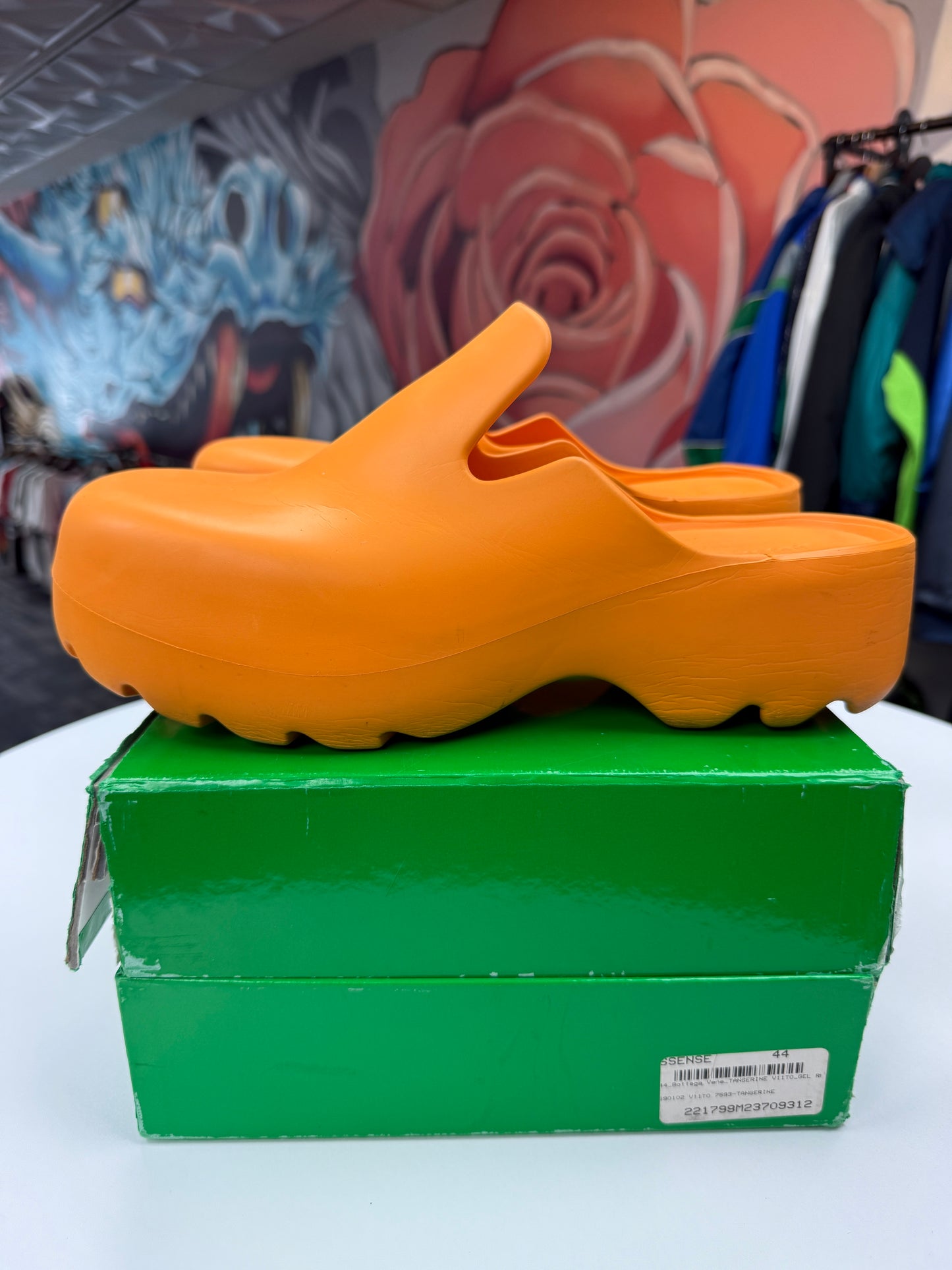 Preowned Bottega Veneta Rubber Slides