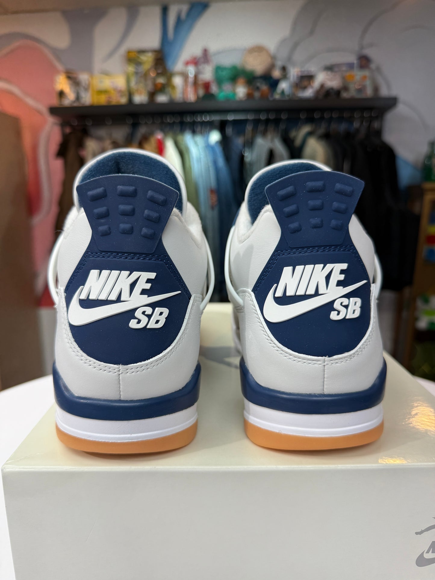 New Navy SB Jordan 4