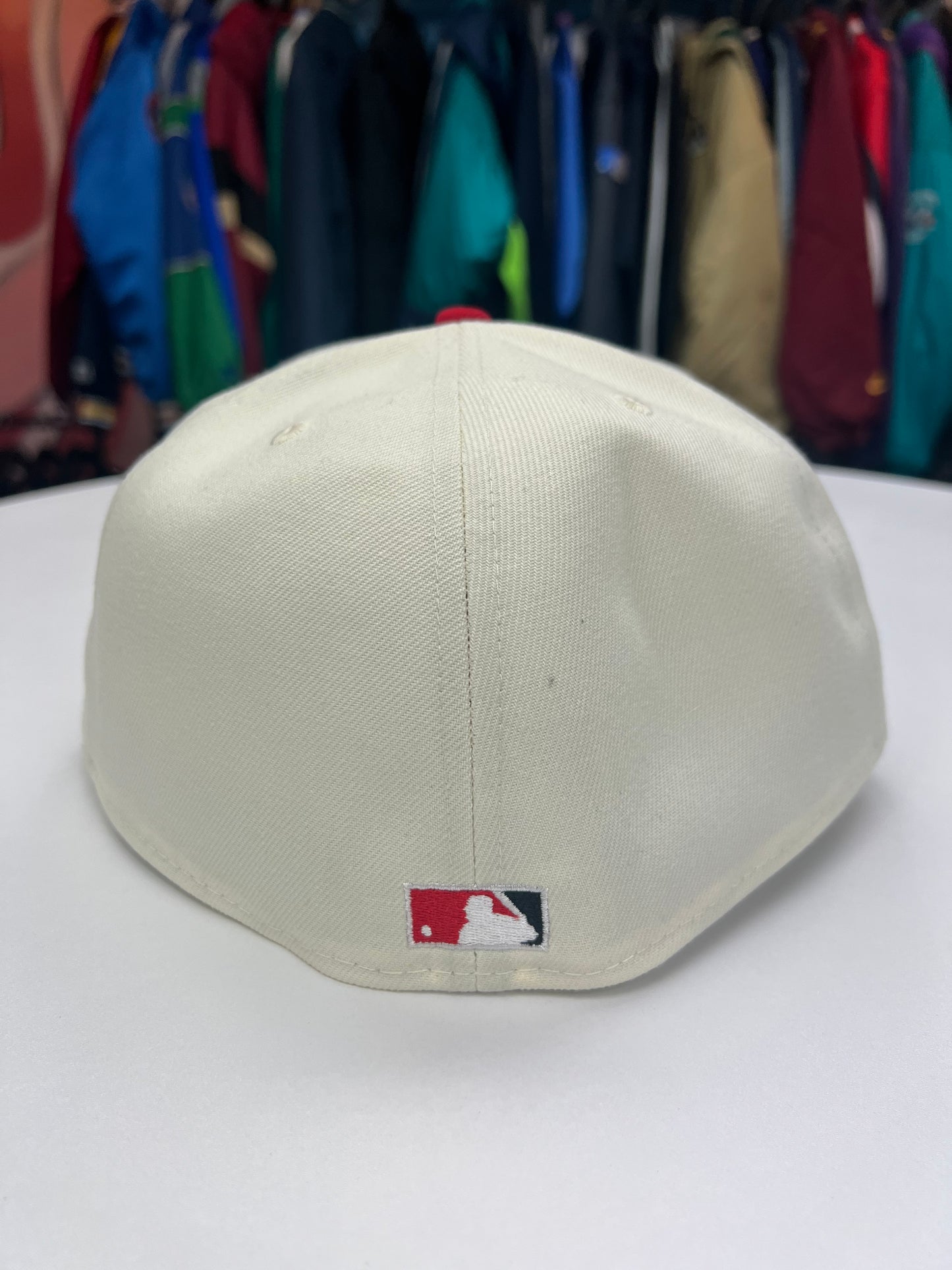 Mariners Red Visor 39th Anniversary Fitted
