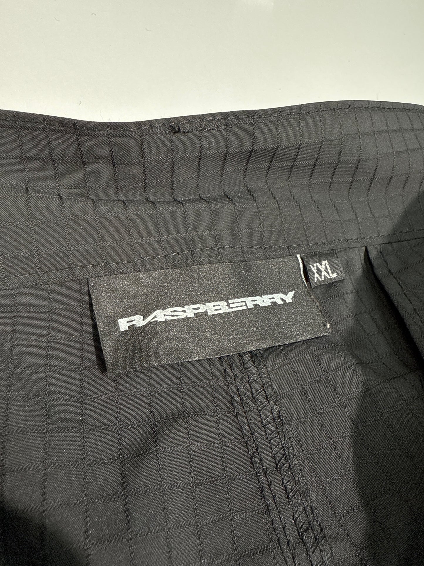 GV Raspberry Hills Asphalt Cargo Pants