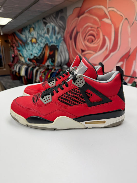 Preowned Toro Bravo Jordan 4